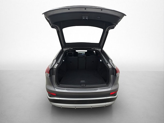 Audi Q4 e-tron 10 of 30