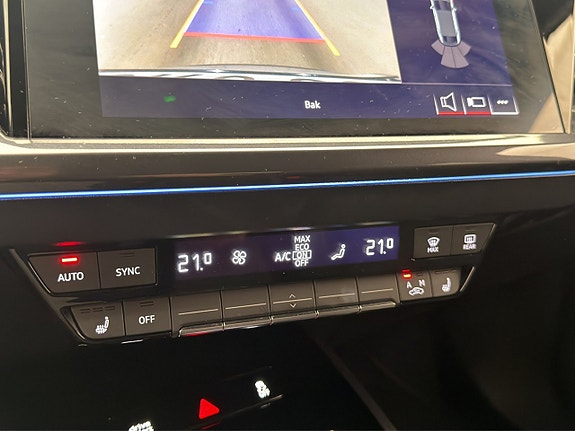 Audi Q4 e-tron 25 of 30