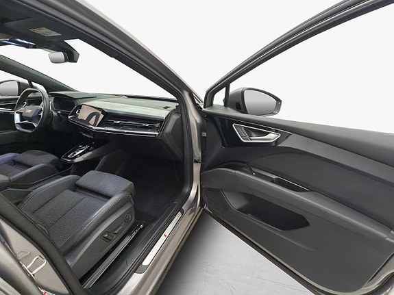 Audi Q4 e-tron 29 of 30