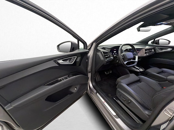 Audi Q4 e-tron 12 of 30