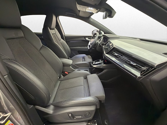 Audi Q4 e-tron 28 of 30