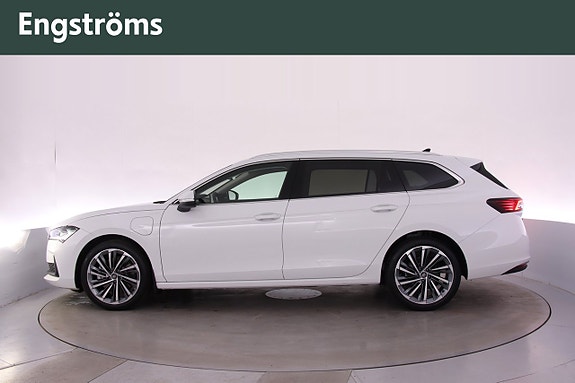 Skoda Superb 5 of 20