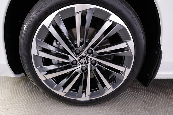 Skoda Superb 10 of 20