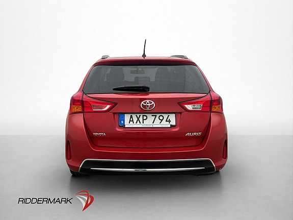 Toyota Auris 6 of 30