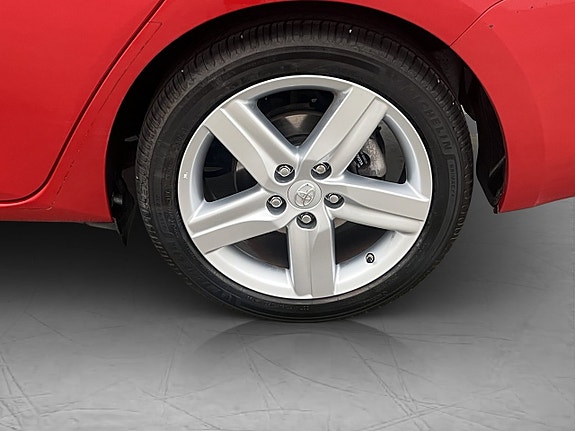Toyota Auris 30 of 30