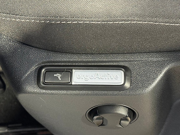 Volkswagen Tiguan Allspace 8 of 21