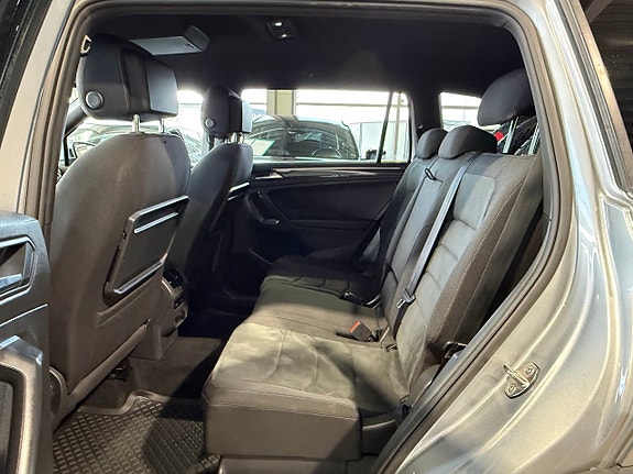Volkswagen Tiguan Allspace 6 of 21