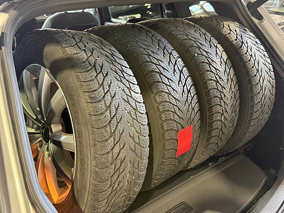 Volkswagen Tiguan Allspace 12 of 21