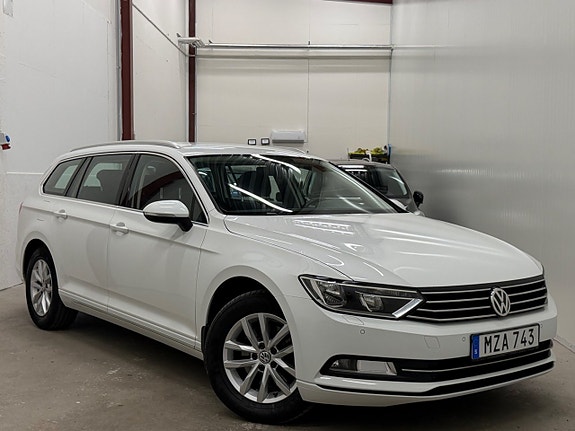 Volkswagen Passat 3 of 5