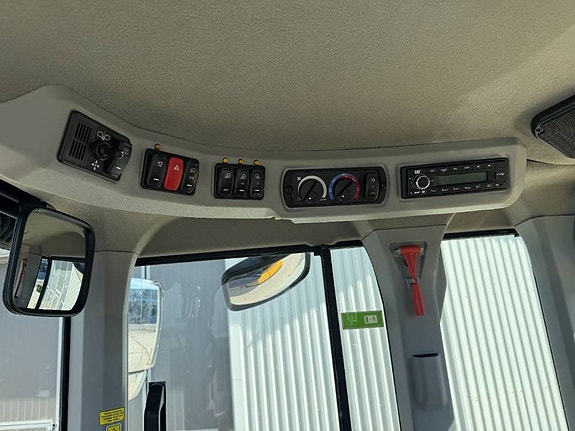 CAT 926M 12 of 12