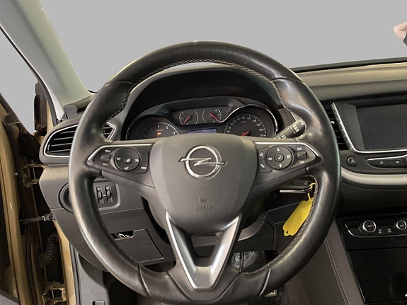 Opel Grandland X 10 of 16