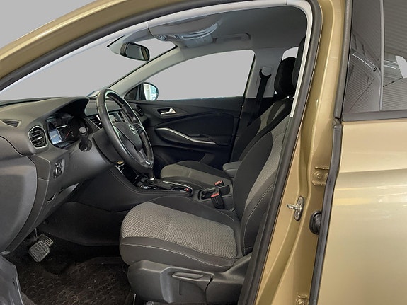 Opel Grandland X 9 of 16