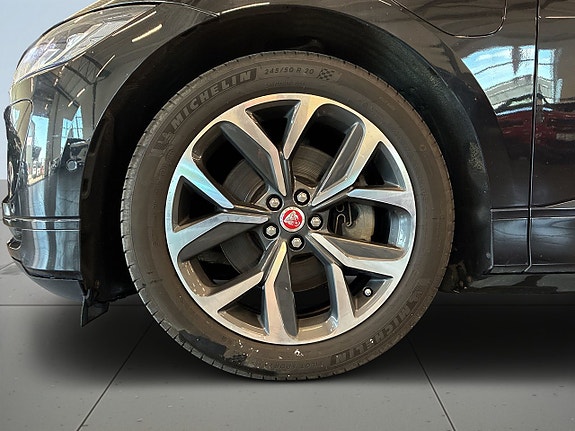 Jaguar I-PACE 14 of 27