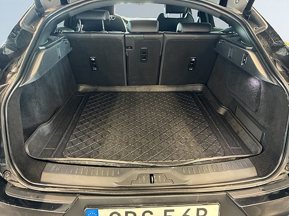Jaguar I-PACE 12 of 27