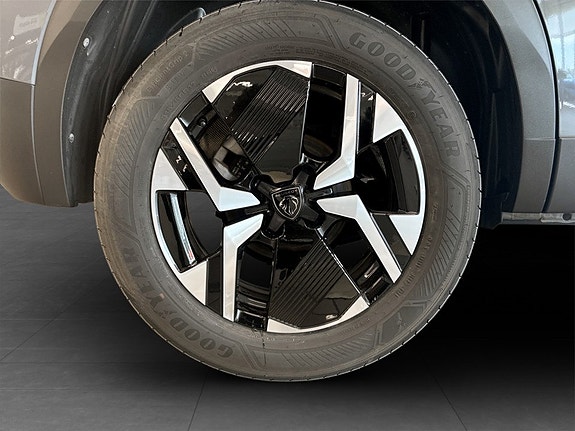 Peugeot 2008 17 of 17
