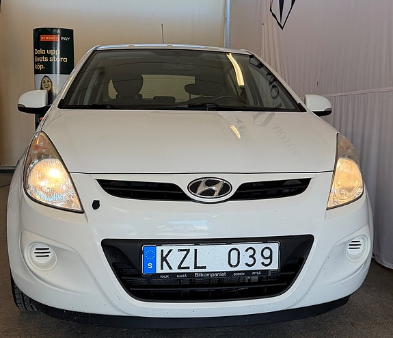 Hyundai i20 3 of 11