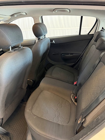 Hyundai i20 9 of 11