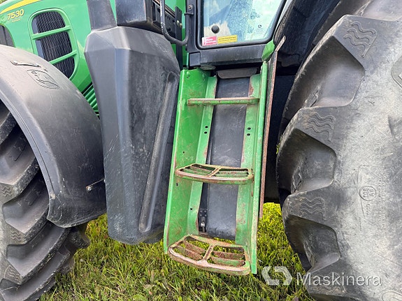 Traktor John Deere 7530 Premium + Extra Uppsättning Däck Och Fälg 15 of 27