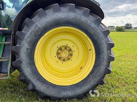 Traktor John Deere 7530 Premium + Extra Uppsättning Däck Och Fälg 9 of 27