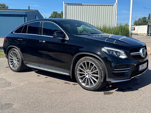 Mercedes-Benz GLE350 d 2 of 12