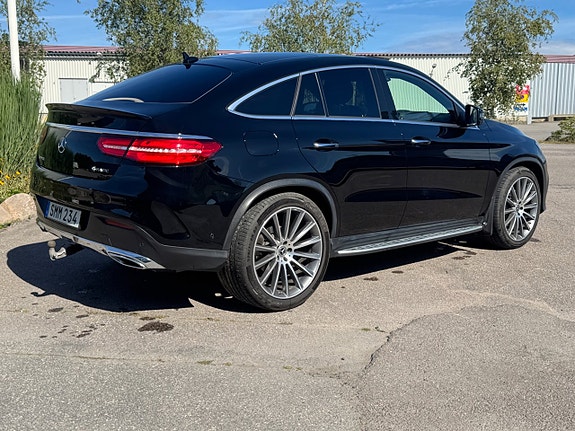 Mercedes-Benz GLE350 d 4 of 12