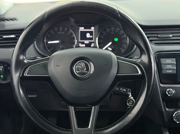 Skoda Octavia 14 of 24