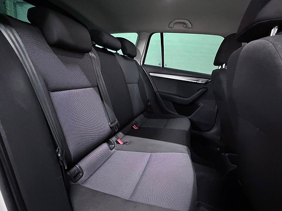 Skoda Octavia 11 of 24