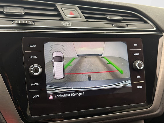 Volkswagen Touran 19 of 30