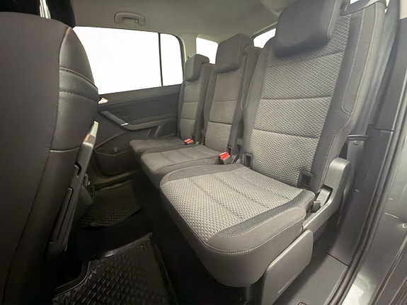 Volkswagen Touran 23 of 30