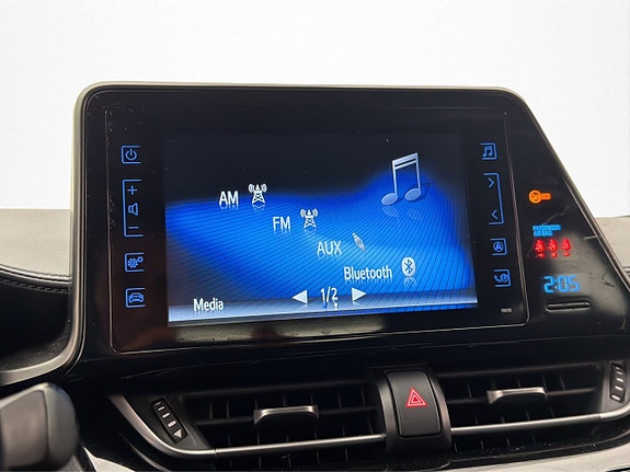 Toyota C-HR 19 of 28