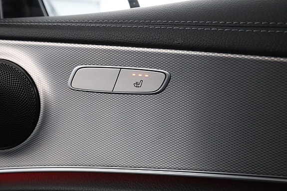 Mercedes-Benz E220 30 of 30