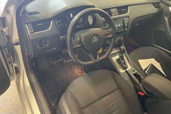 Skoda Octavia 7 of 17