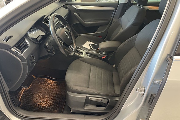 Skoda Octavia 6 of 17