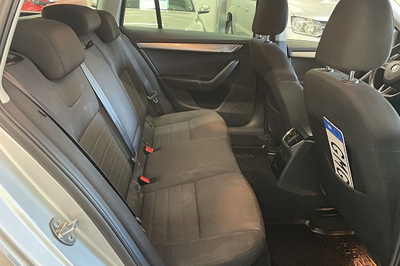 Skoda Octavia 16 of 17