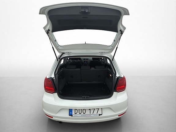 Volkswagen Polo 9 of 25