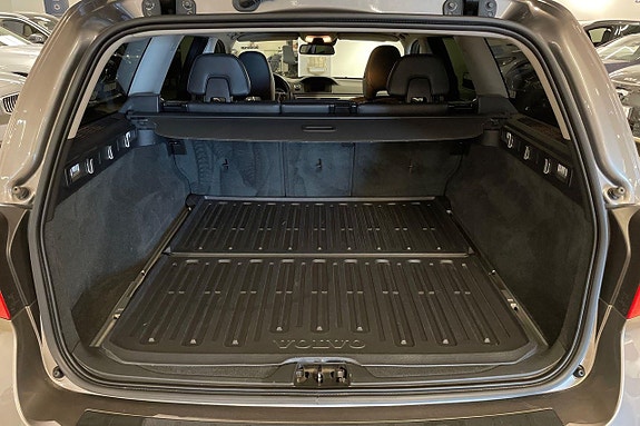 Volvo V70 21 of 25