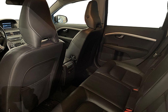Volvo V70 19 of 25