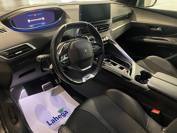 Peugeot 5008 13 of 27