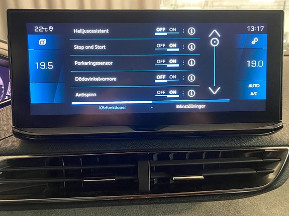 Peugeot 5008 18 of 27