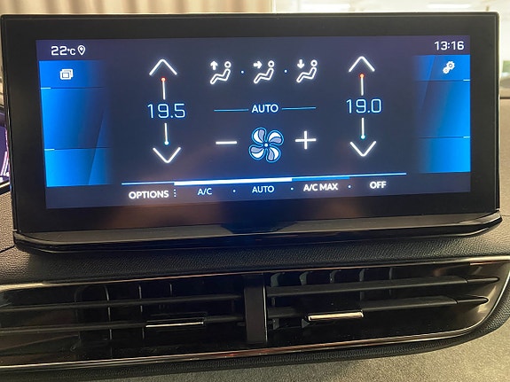 Peugeot 5008 16 of 27