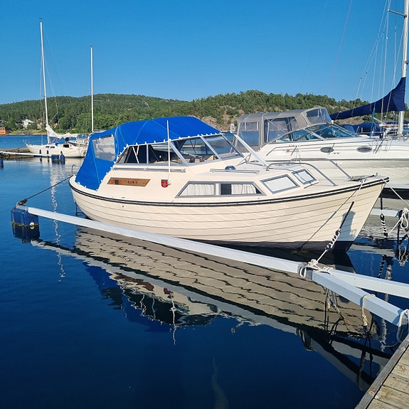 Motorbåt snipa Marex 24 SunCab 2 of 7