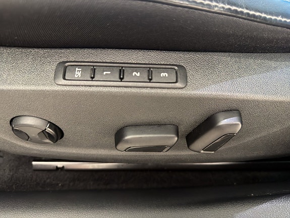 Skoda Octavia 14 of 30