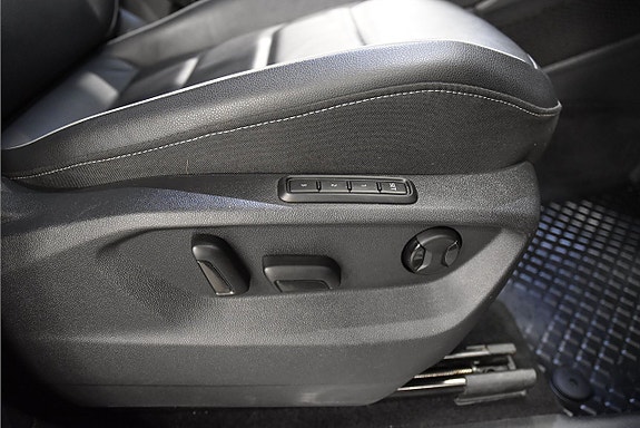Volkswagen Tiguan Allspace 14 of 24