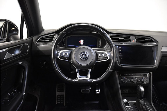 Volkswagen Tiguan Allspace 2 of 24