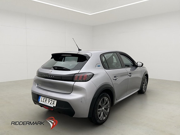 Peugeot e-208 5 of 30