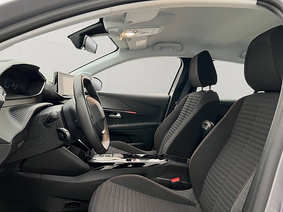 Peugeot e-208 11 of 30