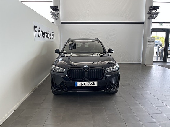 BMW X3 2 of 15