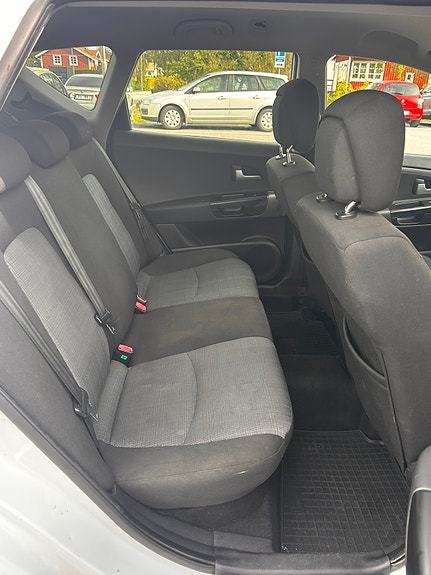 Kia Ceed 5 of 7