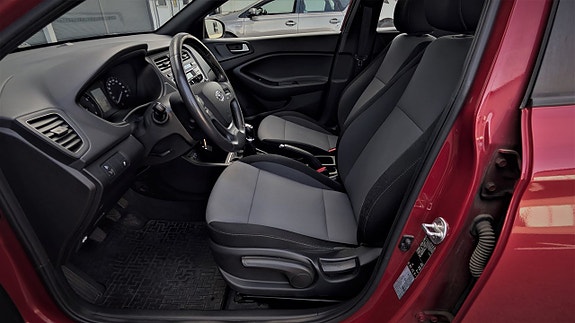 Hyundai i20 21 of 21