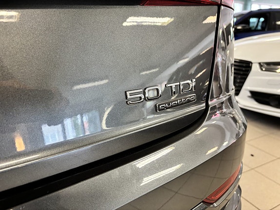 Audi Q8 8 of 19
